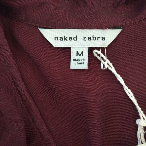 Naked Zebra🦓 Ruffle Detail Top Size M - NWT - Picture 4 of 6